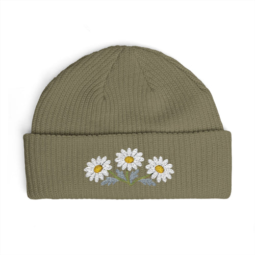 Cuffed knit beanie embroidered with the daisy, April birth flower