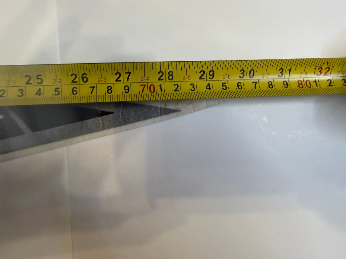 Dallas Mavericks pennant tip at 29.5 inches