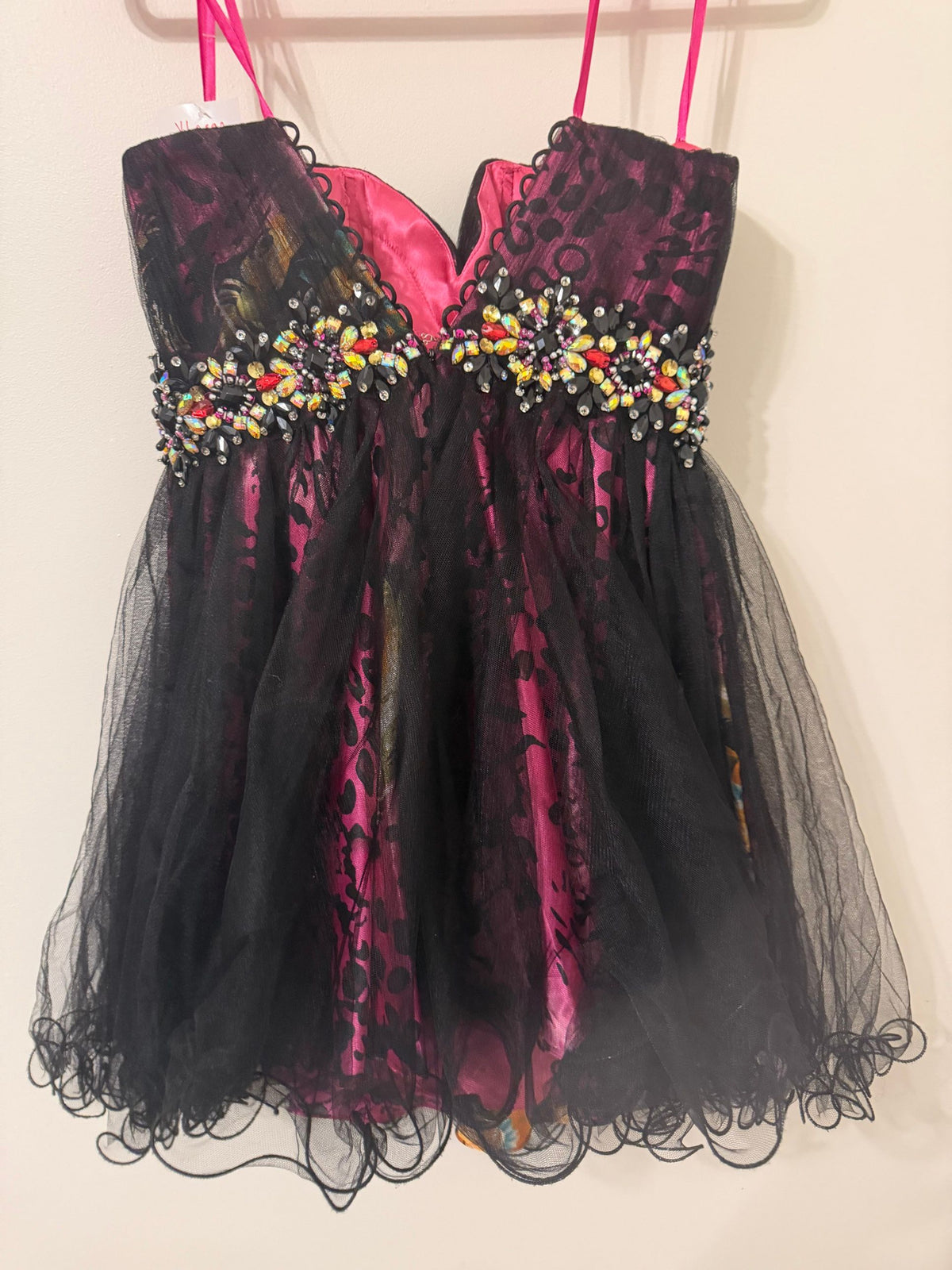 Front, strapless view