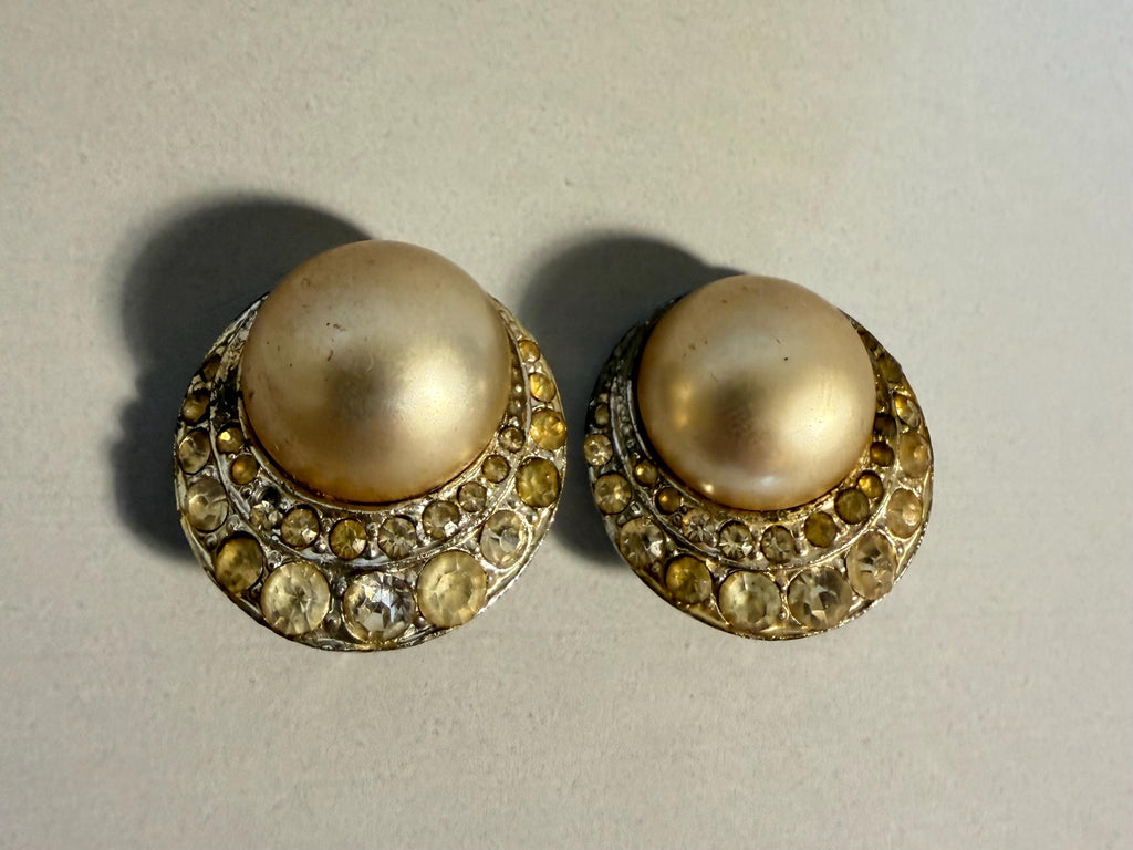 Vintage faux pearl and champagne rhinestone clip-on earrings