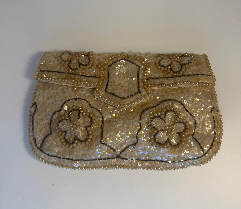 Vintage La Regale ivory sequin and pearl beaded evening clutch