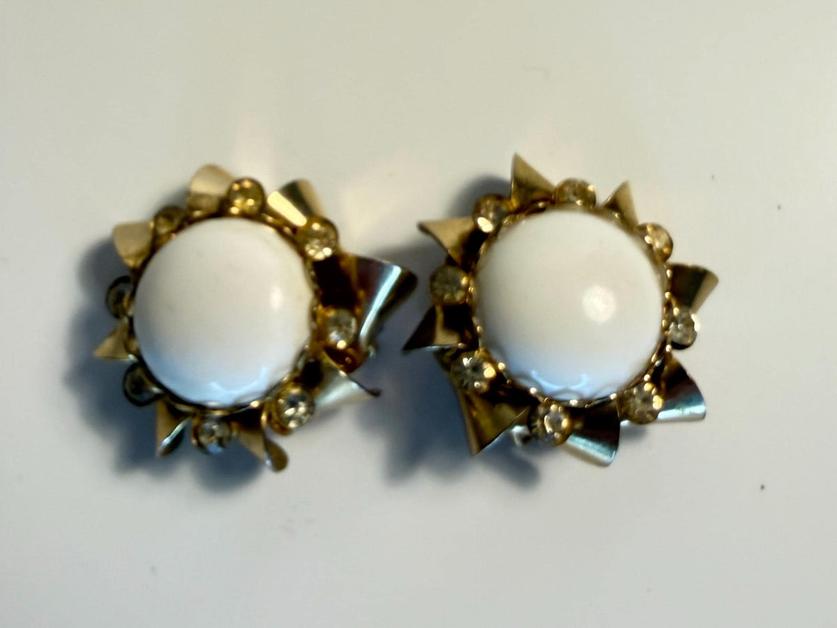 Vintage white cabochon rhinestone gold tone clip-on earrings